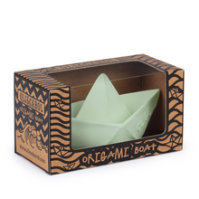 Cargar imagen en el visor de la galería, Mordedor y juguete de baño ecológico barco mint - Origami Boat Mint
