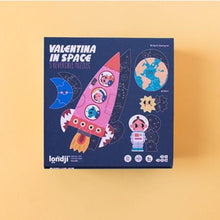 Cargar imagen en el visor de la galería, Puzzle Valentina en el espacio
